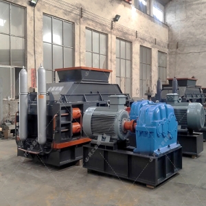 2PG1500x1000大型對輥式破碎機(jī)發(fā)貨圖片