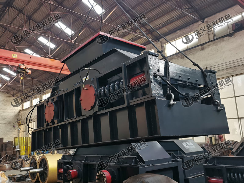 時產30噸對輥破碎機有哪些結構，有哪些型號？