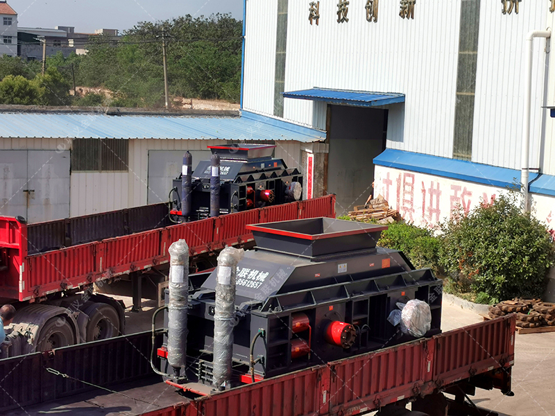 新型數(shù)控對輥制砂機工作原理是什么？河南地區(qū)哪家好？