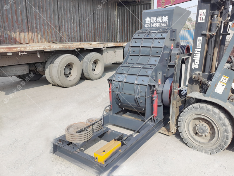 中型雙級破碎機發貨 發往甘肅