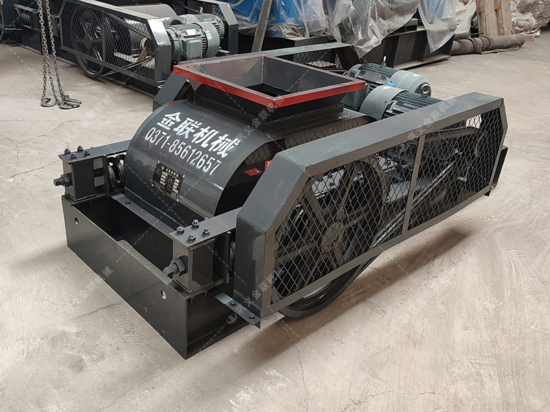 雙齒輥破碎機如何調間隙？